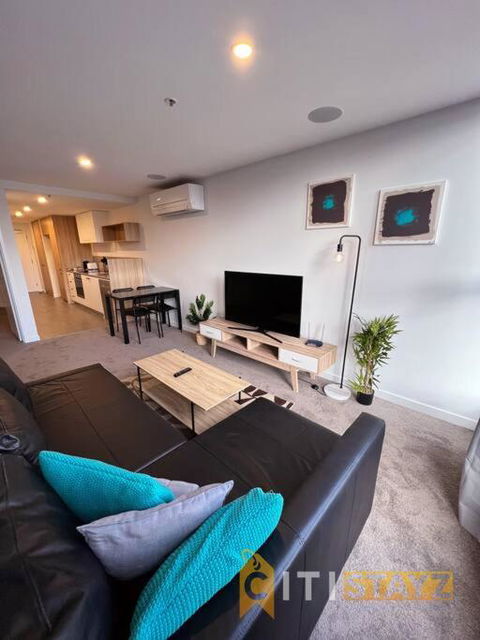 Magic At Midnight - Braddon CBD - 1 Bd 1bth Apt - Accommodation Georgetown 0