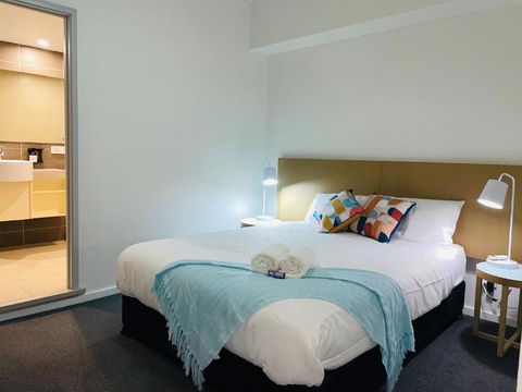 Mantra Deluxe Studio Darwin - Accommodation Georgetown 3