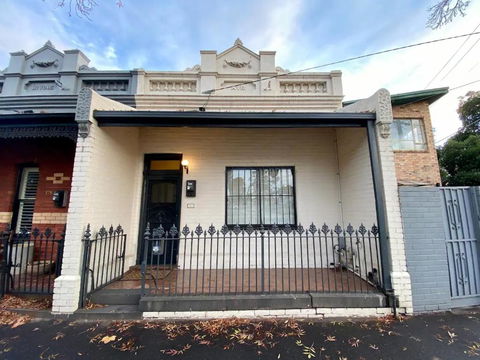 Melbourne Escape - Close To CBD And Beach - Accommodation Georgetown 0