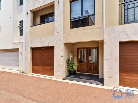 Marina Lifestyle In Mandurah - Accommodation Georgetown 1