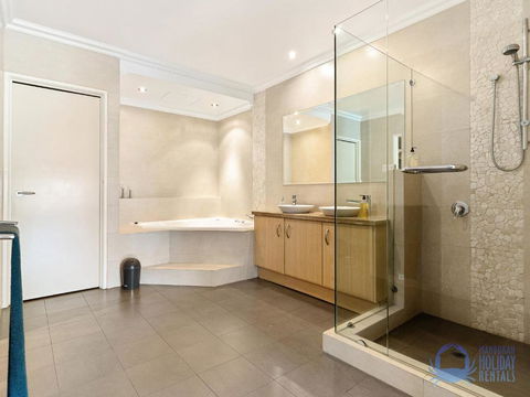 Marina Lifestyle In Mandurah - Accommodation Georgetown 3