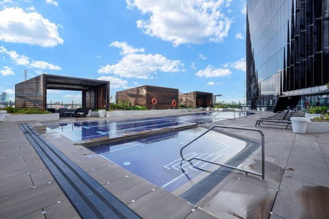 Marina Tower - 21st Floor Apt With Beautiful View - Accommodation Georgetown 1