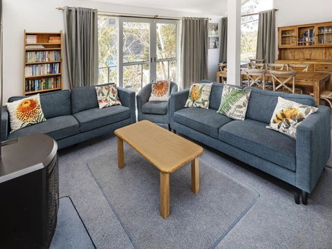 Matilda - 3BR Home L Central Location L Amazing Lake Views L WiFi L BBQ - Accommodation Georgetown 0