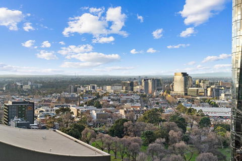 Melbourne Luxury Apartment 2BR 2TB - Accommodation Georgetown 3