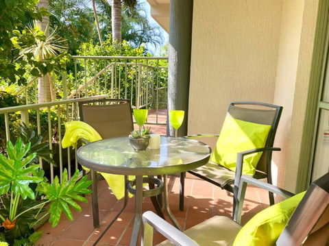 Mermaid Beach 2BR Heated Pool - Accommodation Georgetown 0