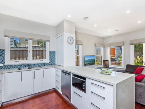 Merri Place - Accommodation Georgetown 1