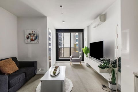 Metro Muse - Minimalist Chic For Couples In CBD - Accommodation Georgetown 0