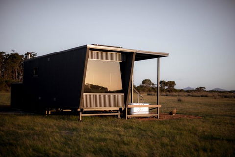 Michael The Tiny Cabin In Esperance - Accommodation Georgetown 0