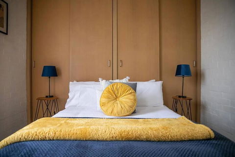 Mid-century Gem - Geelong CBD - Accommodation Georgetown 0