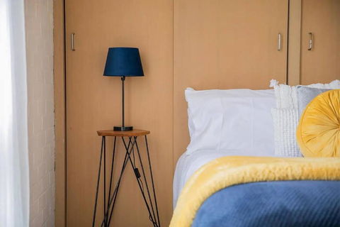 Mid-century Gem - Geelong CBD - Accommodation Georgetown 1