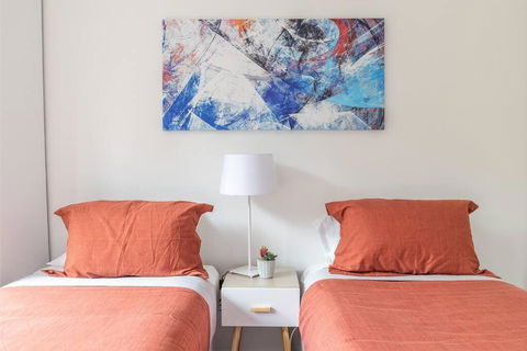 MikaLex - Walking Distance From The Beach! - Accommodation Georgetown 1
