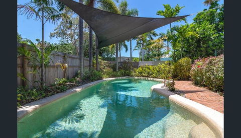 Modern 2 Bedroom Townhouse - Four Mile Beach Escapes - Accommodation Georgetown 3
