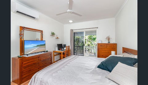 Modern 2 Bedroom Townhouse - Four Mile Beach Escapes - Accommodation Georgetown 0