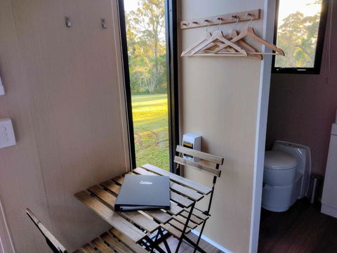 Misty Mountain Retreat By Tiny Away - Accommodation Georgetown 3