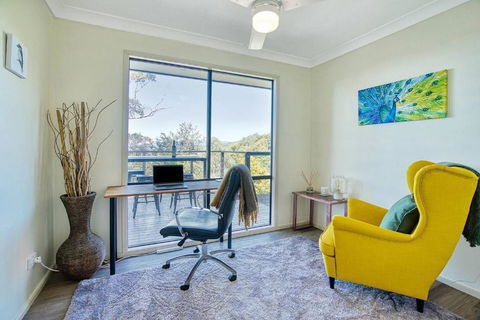 Misty Mountain View - A Tree-lined Tropical Oasis - Accommodation Georgetown 2