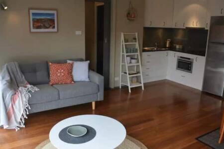 Modern 1 Bed-walk Casino Riverfront 5 Mins To CBD - Accommodation Georgetown 3