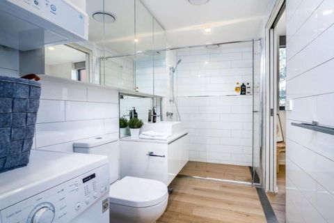 Modern 1BR Apt With Pool Gym And BBQ Access - Accommodation Georgetown 3