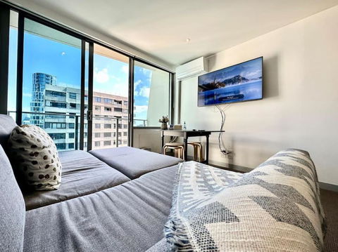 Modern 1BR West Melbourne Gateway - Accommodation Georgetown 2