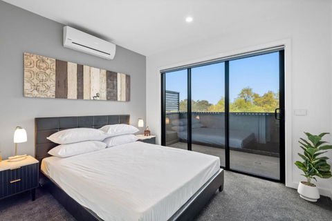Modern 2-Bed Home In Brunswick With Courtyard - Accommodation Georgetown 1
