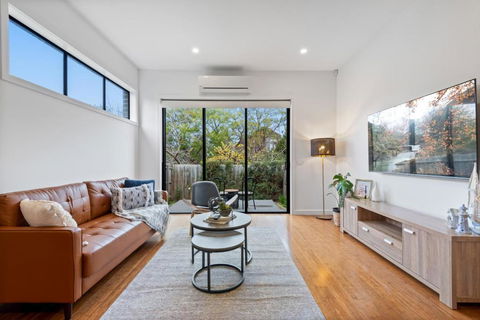 Modern 2-Bed Home In Brunswick With Courtyard - Accommodation Georgetown 0