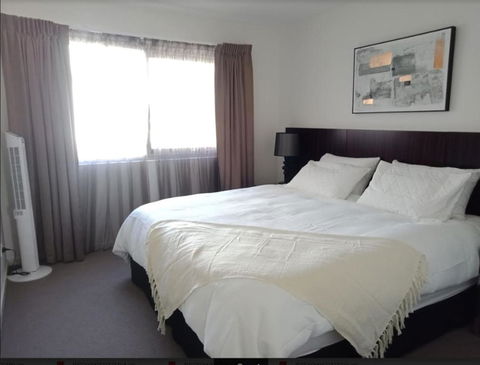 Modern 2BR 2BA Close To CBD - Accommodation Georgetown 1