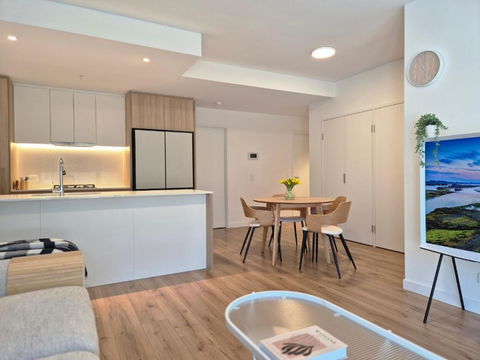 Modern 3 Bed Apt Near Lidcombe Station - Accommodation Georgetown 3