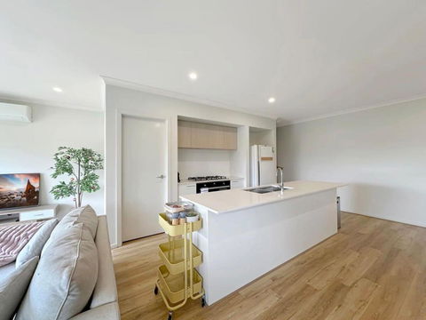 Modern 4BR A New Home In Clyde - Accommodation Georgetown 2
