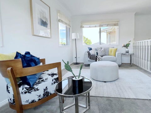 Modern And Elegant House With Swimming Pool - Accommodation Georgetown 2