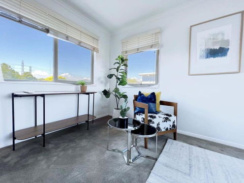 Modern And Elegant House With Swimming Pool - Accommodation Georgetown 1