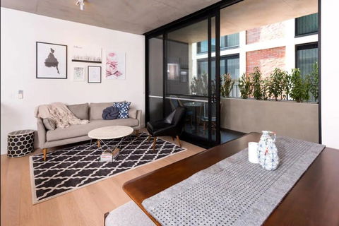 Modern Apartment In Flawless Fitzroy+Carpark - Accommodation Georgetown 3