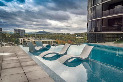 Modern City Escape Phillip ACT - Accommodation Georgetown 0