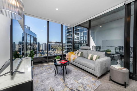 Modern Delight Phillip ACT - Accommodation Georgetown 2