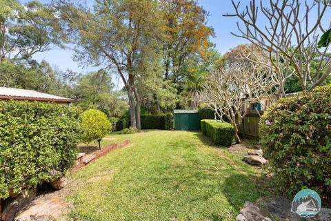 Modern House With Spacious Backyard In Telopea - Accommodation Georgetown 3