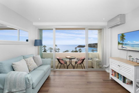 Modern Manly Apartment With Stunning Views, Pool - Accommodation Georgetown 0