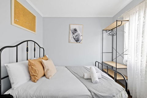 Modern Private Double Room - Central Spot At Liverpool - Shared Bathroom - Accommodation Georgetown 2
