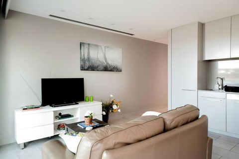Modern Studio With Free Wifi And Parking - Accommodation Georgetown 1