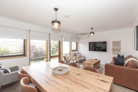 Montebello 3 12 Cobbodah Street - Accommodation Georgetown 0