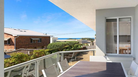 Moon Glow Views, Short Walk To Beach Accom Holidays - Accommodation Georgetown 0