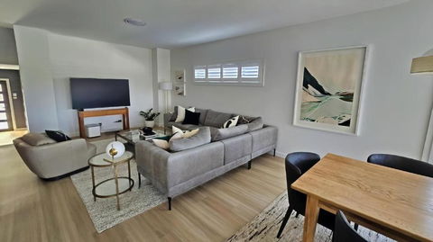 Moonee Retreat - 200m To Beach And Ocean Reserve Views - Accommodation Georgetown 1