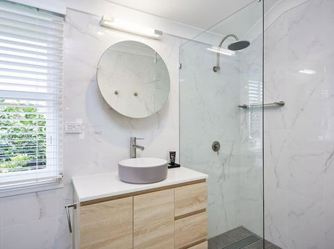 Moonya Avocado Farm Cottage - With Early Check-in - Accommodation Georgetown 1
