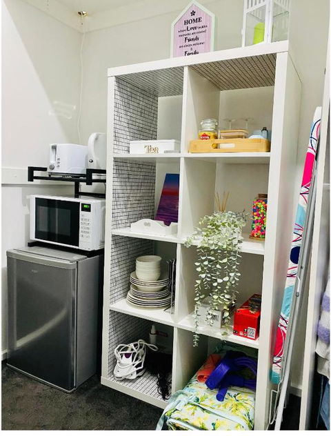 Modern Private Room With Ensuite - Accommodation Georgetown 3