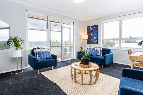 Mosman Views, 2bed, Parking, 15min Walk To Beach - Accommodation Georgetown 0