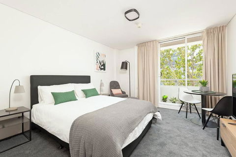 MP303 - Studio Apartment, Military Road, Cremorne - Accommodation Georgetown 0