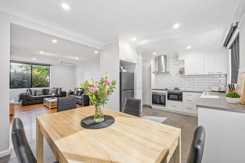 Mr Webster - Accommodation Georgetown 0