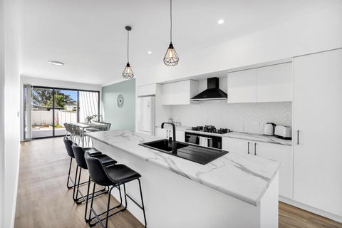 MySpace On Market - Apartment 2 - Accommodation Georgetown 2