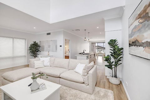 MySpace On Market - Apartment 2 - Accommodation Georgetown 1