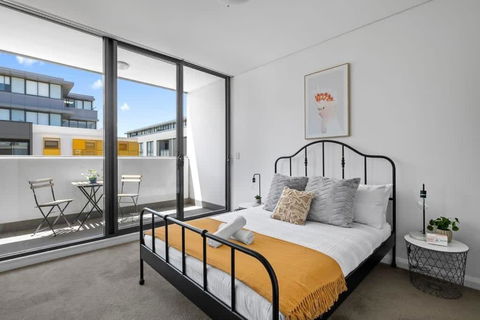 NEW 3BR Apt In Kingsgrove Sleeps 7 - Accommodation Georgetown 0