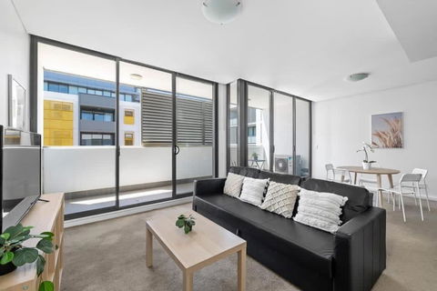 NEW 3BR Apt In Kingsgrove Sleeps 7 - Accommodation Georgetown 3