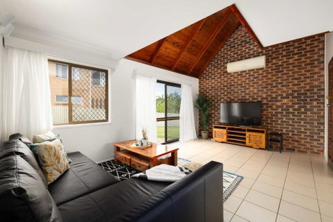 New 4BR Modern & Stylish Heritage Hideaway WiFi - Accommodation Georgetown 2