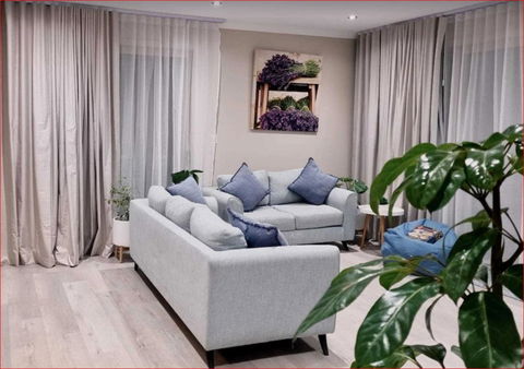 Newly Built Cozy Double Storey 3 Bed Room House At Prospect. - Accommodation Georgetown 3